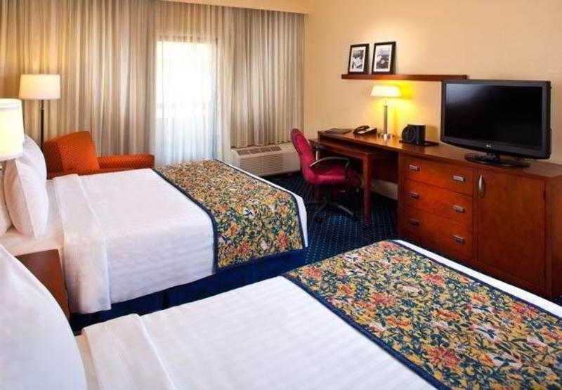 คอร์ตยาร์ด ลิตเทิลร็อก เวสท์ Hotel ลิตเติลร็อค ห้อง รูปภาพ